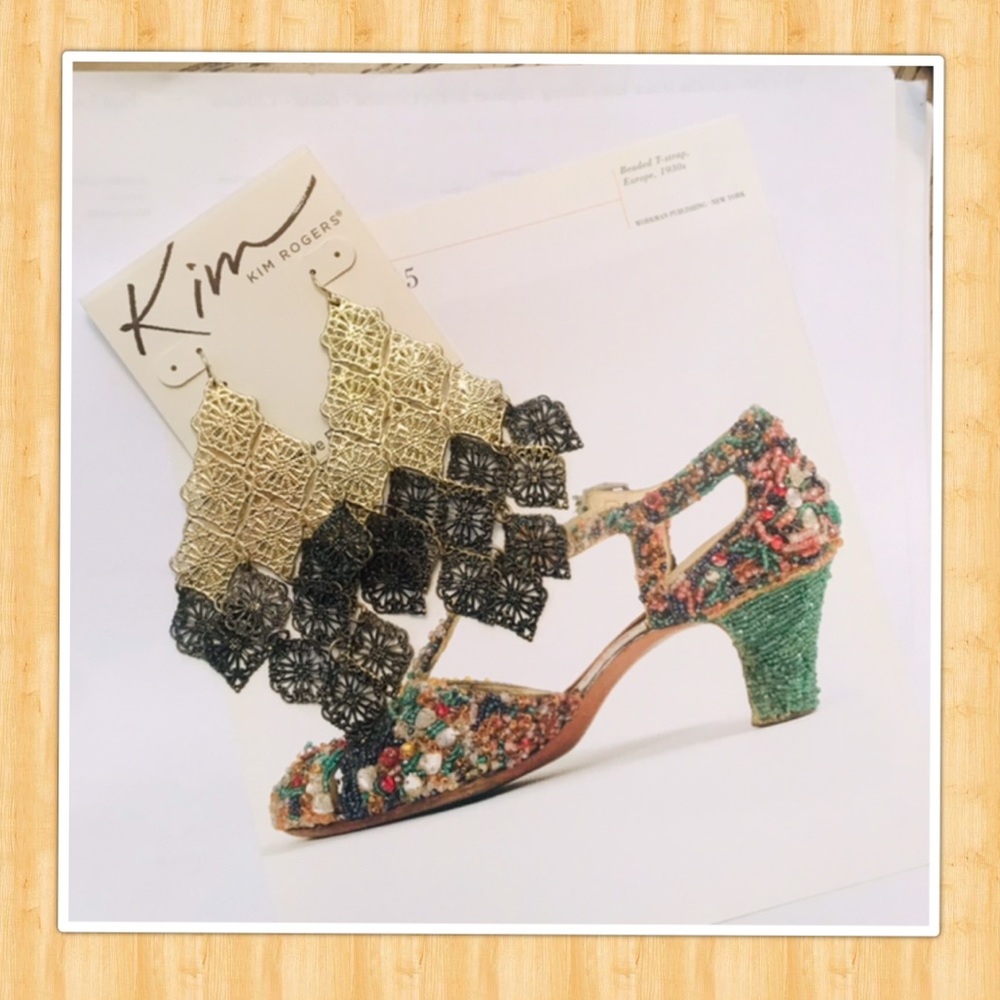 🔥New Kim Rogers Elegant Dangling 2-Tone Earrings